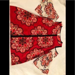 Chico’s size 1 cold shoulder top